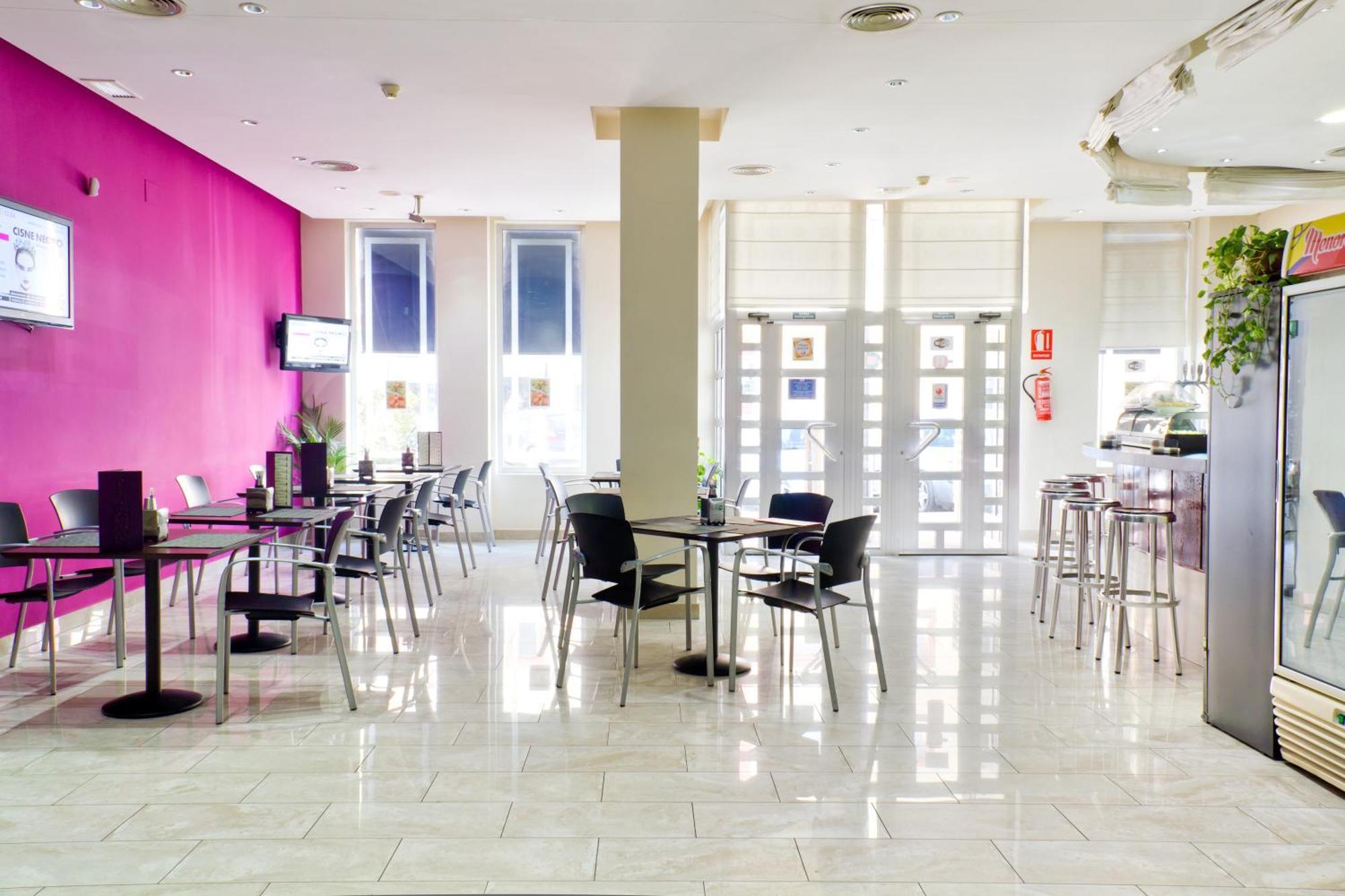 Hotel Traina San Pedro del Pinatar Restoran fotoğraf